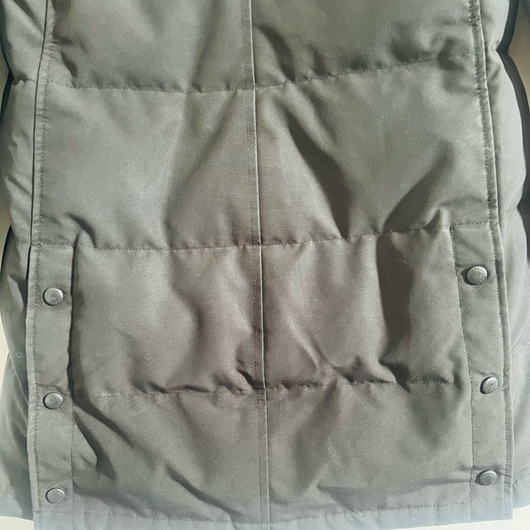 Canada Goose, Shelburne Parka Heritage, Black, Size Small with Fur Trim Hood - Picture 5 of 16